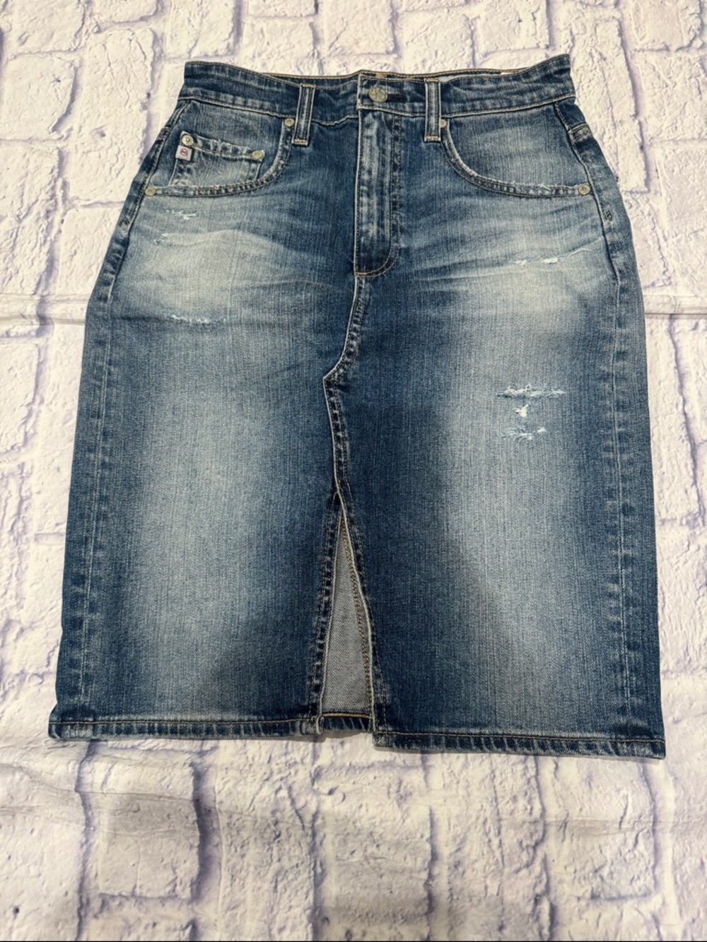 NWT AG Adriano Goldschmied The Emery Skirt  SIZE 27